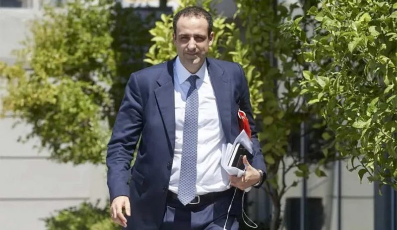 Πληθαίνουν οι φωνές που ζητούν επιστροφή Δημητριάδη 