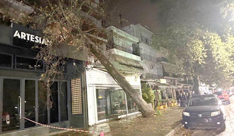 ΟΙ ΚΑΤΑΙΓΙΔΕΣ…ΧΤΥΠΟΥΝ ΤΗΝ ΗΠΕΙΡΟ!
