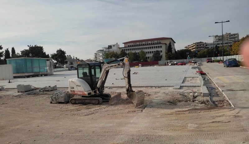 Για τον Ιούλιο του 2026  πάει η Κεντρική Πλατεία