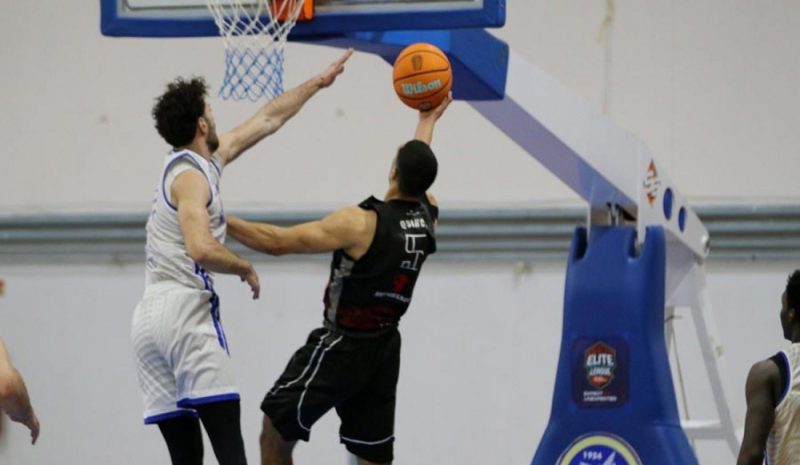 Eπιβλητικό πέρασμα του  Βίκου από τον Βόλο (79-96)