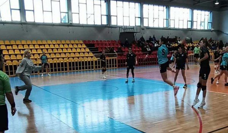 Για το αήττητο άνδρες και γυναίκες του ΑΟΙ