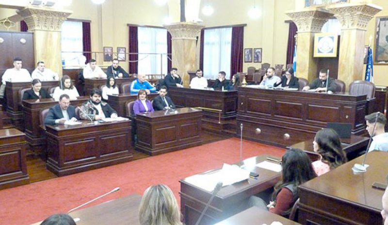 Πιο αποφασιστικός ρόλος στα Δημοτικά Συμβούλια Νέων!