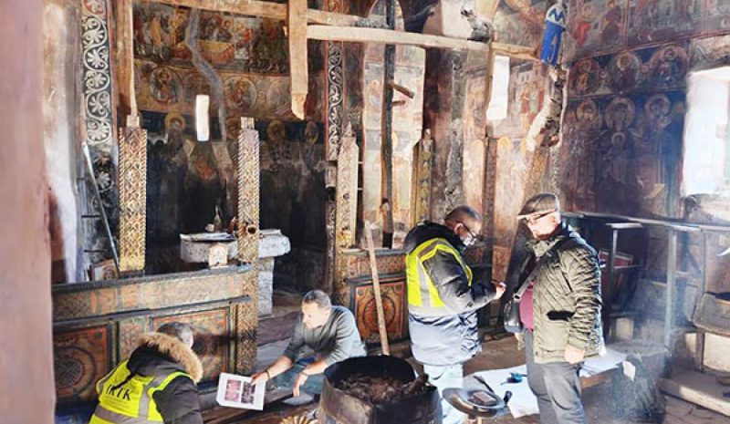 Συντηρούνται οι αγιογραφίες της Μονής Σπηλαίου Αργυροκάστρου