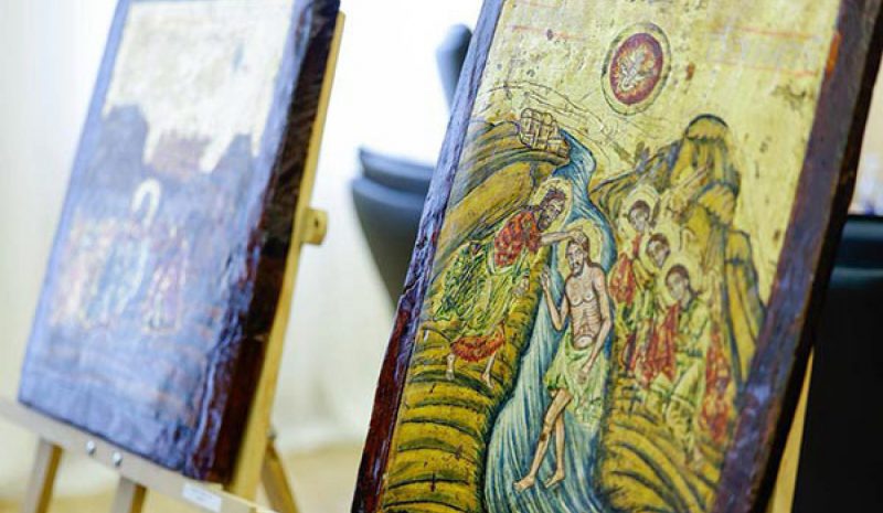 Επιστράφηκαν δέκα εικόνες κλεμμένες  από ναό στο Λάμποβο Αργυροκάστρου