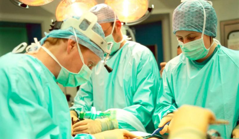Υπολειτουργεί χωρίς μικροσκόπιο η Νευροχειρουργική Κλινική Π.Γ.Ν.Ι.