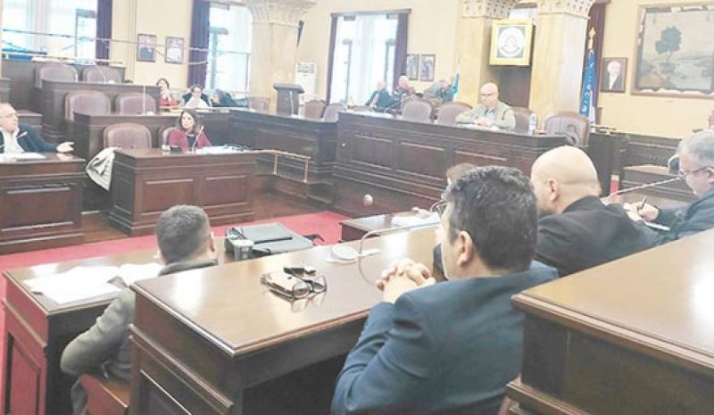 Μετ’ εμποδίων λόγω αλλαγών ο προϋπολογισμός του Δήμου 
