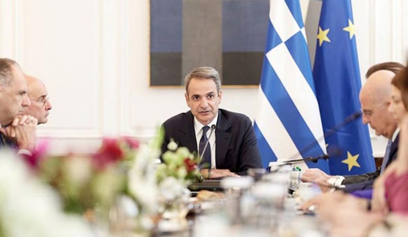 Άλλο το έργο της κυβέρνησης και  άλλες οι υποχρεώσεις της Βουλής