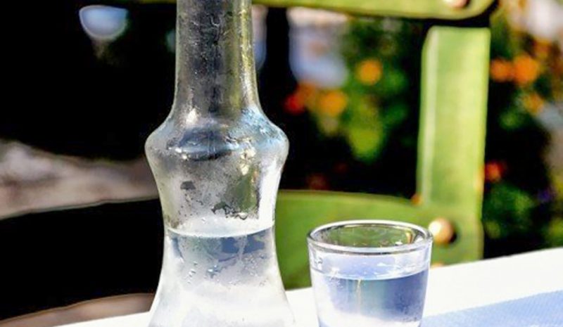 Σε πρώτο πλάνο η στήριξη των  διήμερων αποσταγματοποιών