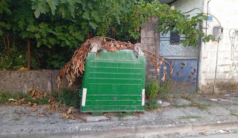 Τρύπιοι οι πιο πολλοί κάδοι  στον Δήμο Ιωαννιτών