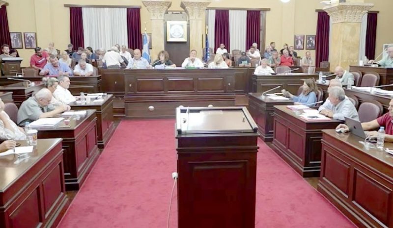 Συζήτηση, ένταση και… δεσμεύσεις  για το νερό της Τάφρου Λαψίστας!