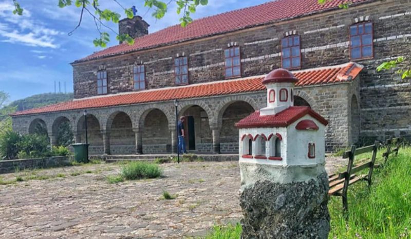 Αντάμωμα στην Πολύτσανη  του ξεκομμένου Πωγωνίου…  