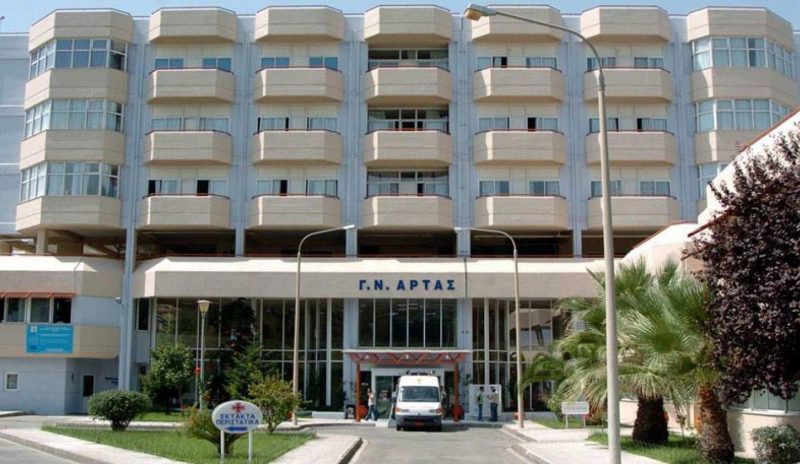 ΕΙΝΗ: Παιδίατρος επιστρατεύτηκε για τη διακομιδή καρδιοπαθών