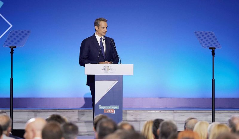 Στη ΔΕΘ με γεμάτο τον «κουμπαρά»…