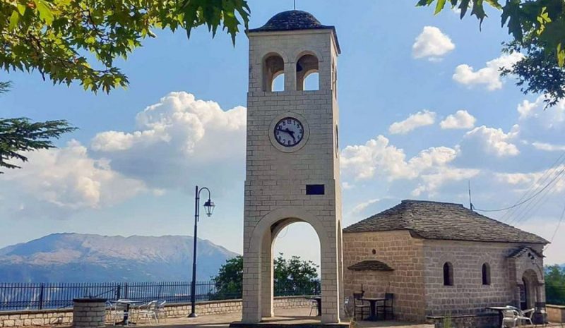 Το όνομα του Βασιλείου Σόντη παίρνει η πλατεία των Χουλιαράδων