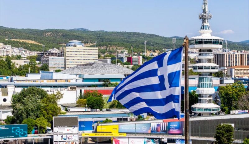 Μπουγάτσα… με τυρί!