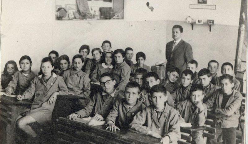«Ούι πως μοσκοβολάει το πιδί μ’ απ’ το σκολείο!»