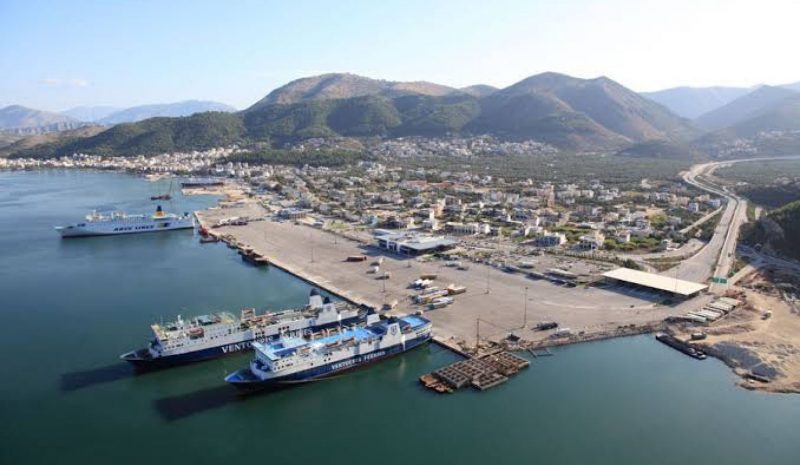 Βάση υποστήριξης για γεώτρηση στο Ιόνιο η Ηγουμενίτσα
