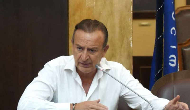 Θ. Μπέγκας: Βέλτιστη λύση το πάρκινγκ στην Παπανδρέου...
