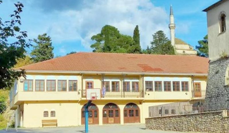  Στον Δήμο πλέον όλη η ευθύνη της διαχείρισης των σχολείων