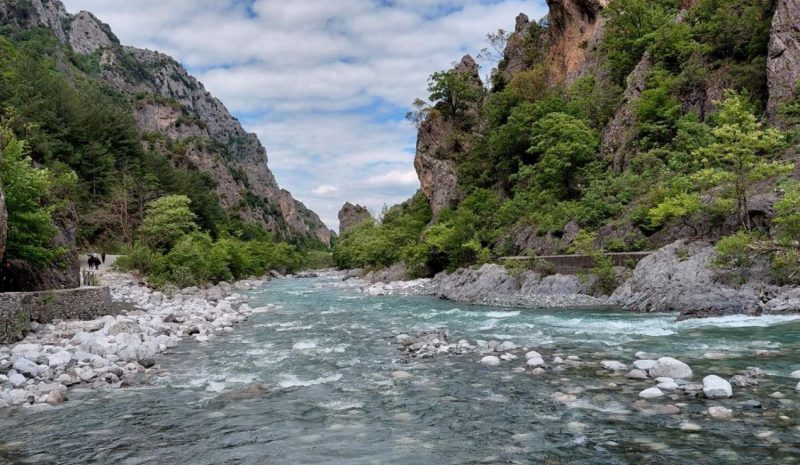 Σε ισχύ η απαγόρευση εισόδου στη χαράδρα του Αώου