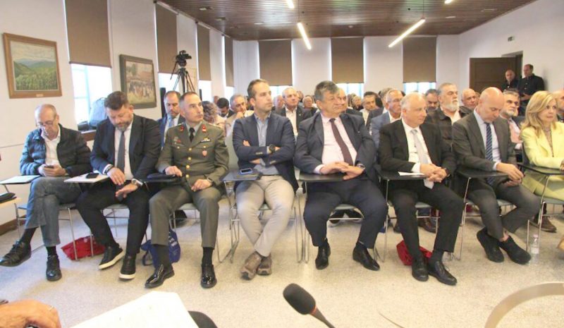 Συνεργασία για τη διαχείριση νερού!