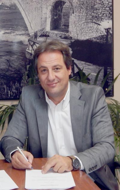 ΚΩΝ/ΝΟΣ ΚΑΡΑΜΑΝΗΣ, Καθηγητής Πανεπ. Ιωαννίνων
