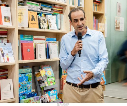 Bookmarkers: Η νέα πρωτοβουλία Δημητριάδη που βάζει το βιβλίο στη ζωή μας